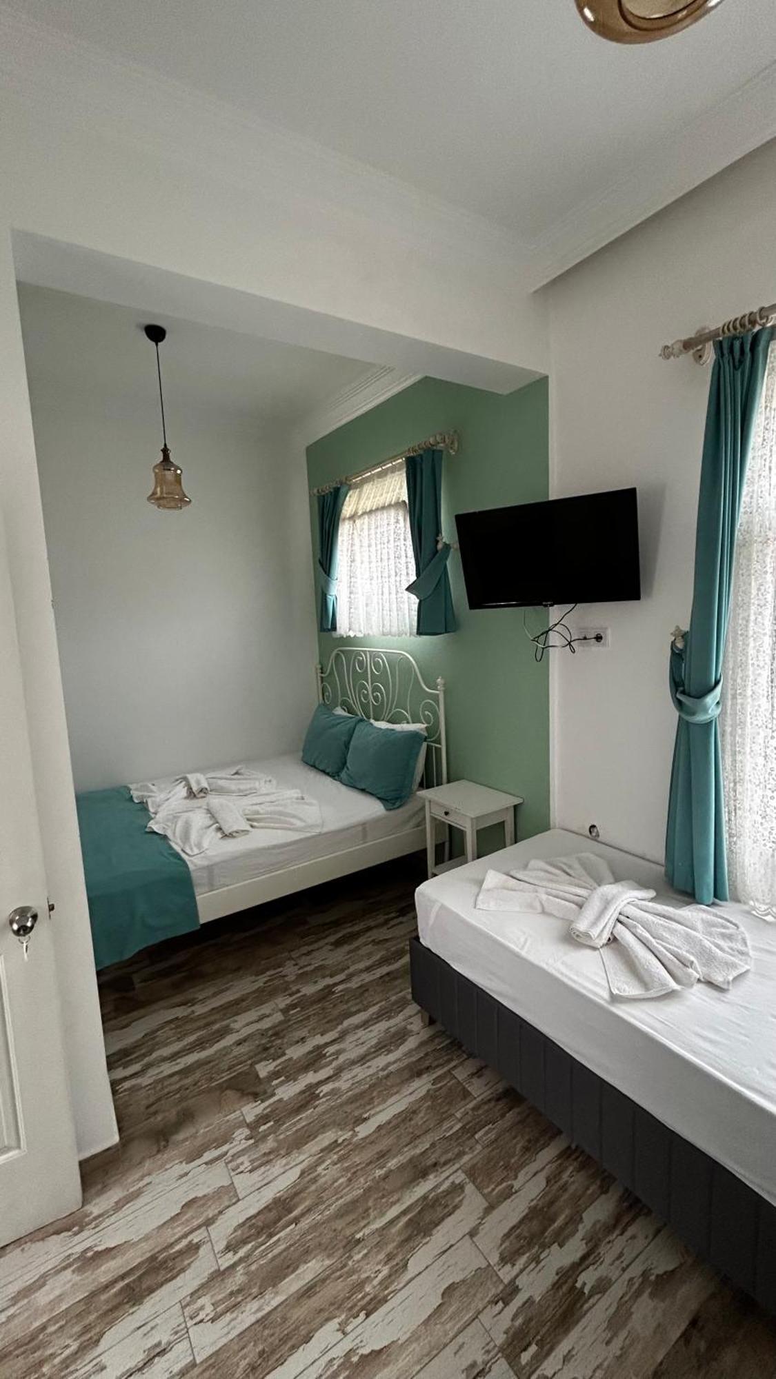 Maydanoz Otel Foça Eksteriør bilde