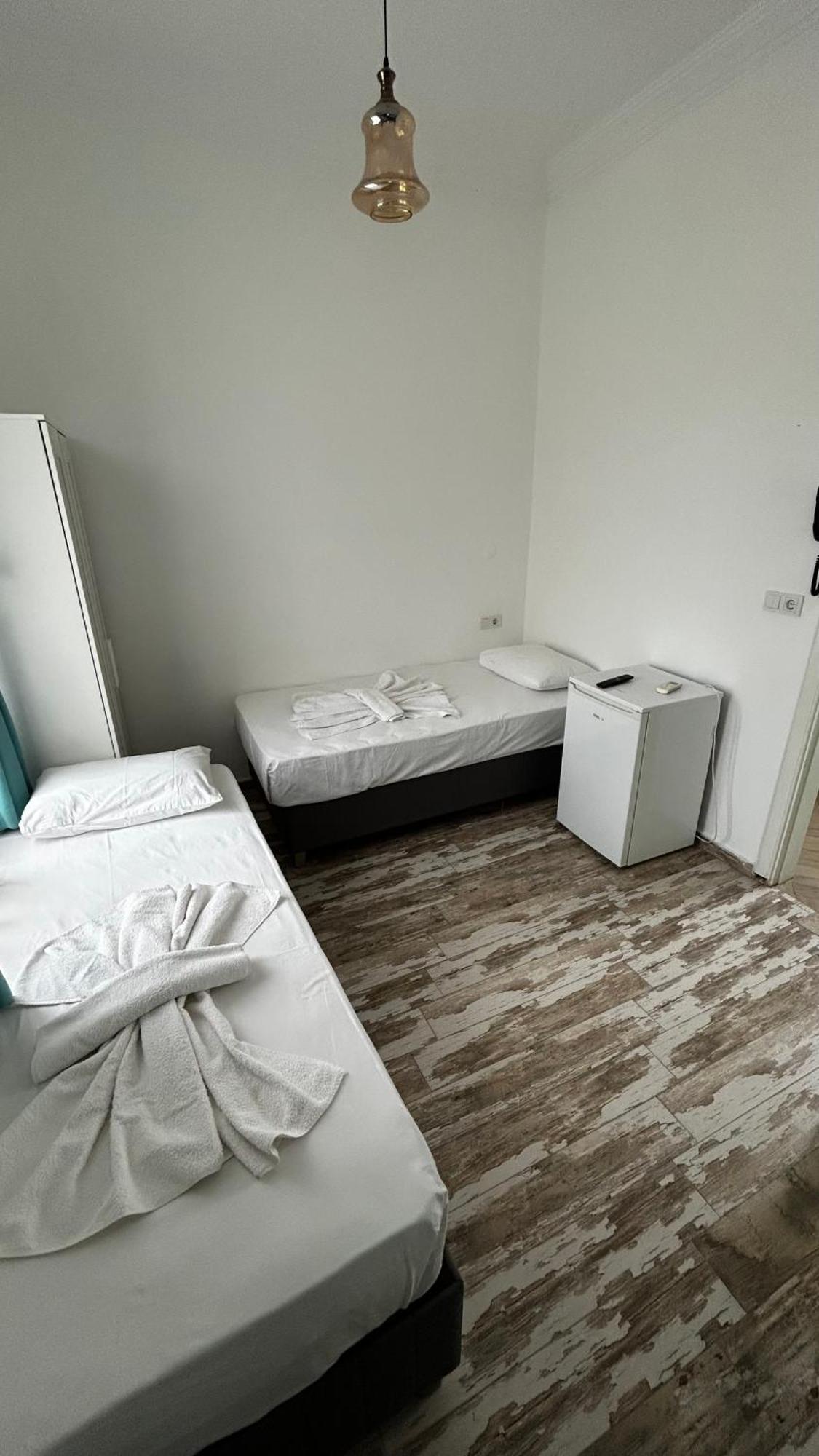 Maydanoz Otel Foça Eksteriør bilde